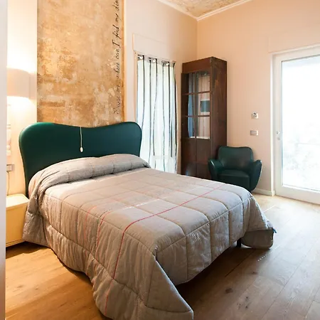 Via Diaz 贝尔加莫